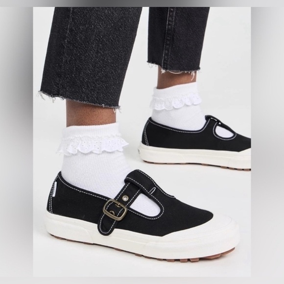 Vans Shoes - NEW VANS STYLE 93 BLACK CANVAS WHITE RUBBER MARY JANE SNEAKERS BUCKLE SZ 8.5